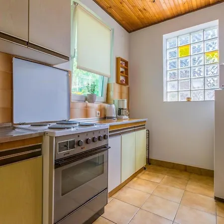 Apartment In 5753 Dramalj
